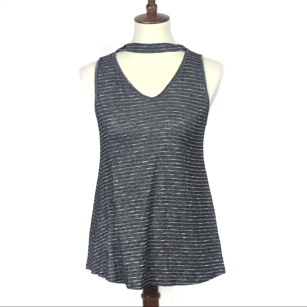Threads Studio Sleeveless Gray Shirt with Choker